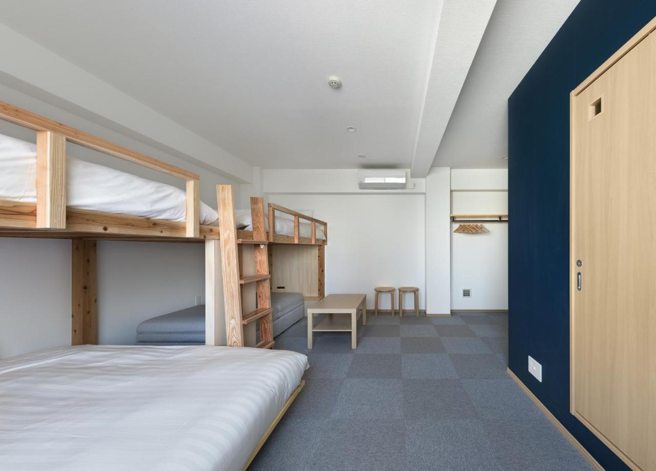 Riverside Susaki Hostel *